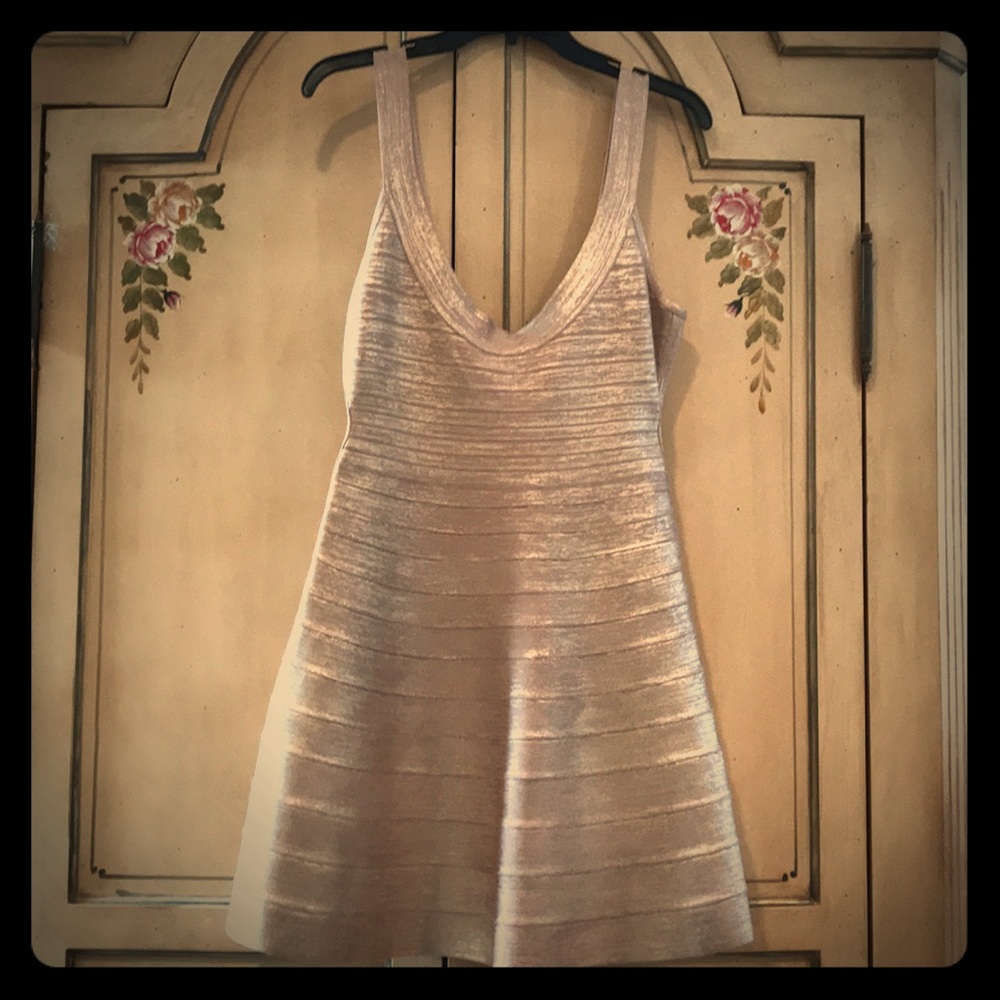 New Herve leger Eva dress in rose gold combo NWT l - Picture 3 of 8